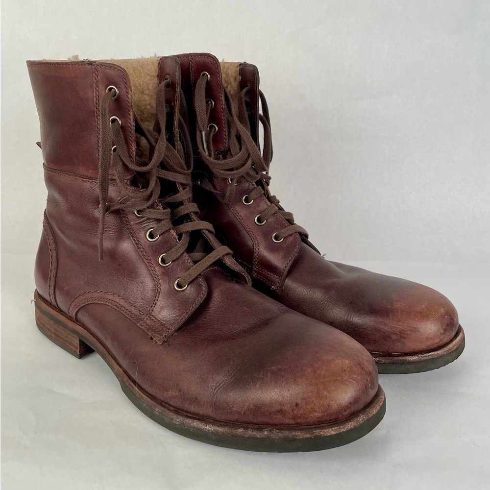 Men’s UGG Boots with Sherpa Lining